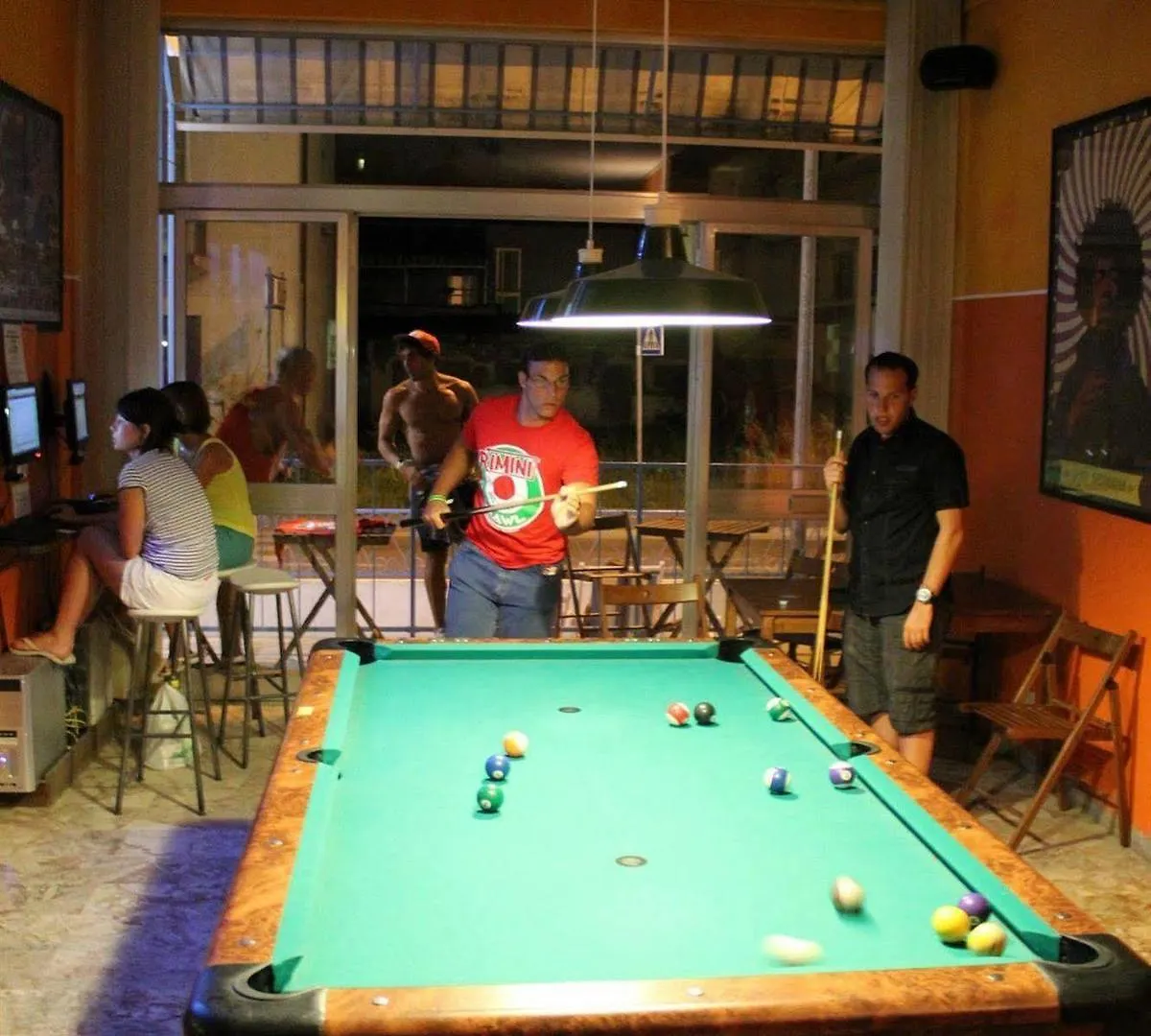 Sunflower Beach Backpacker Hostel & Bar Rimini Italie