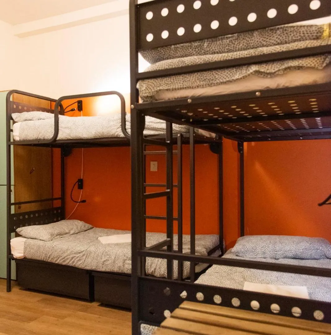 Sunflower Beach Backpacker Hostel & Bar Rimini 0*,  Italia