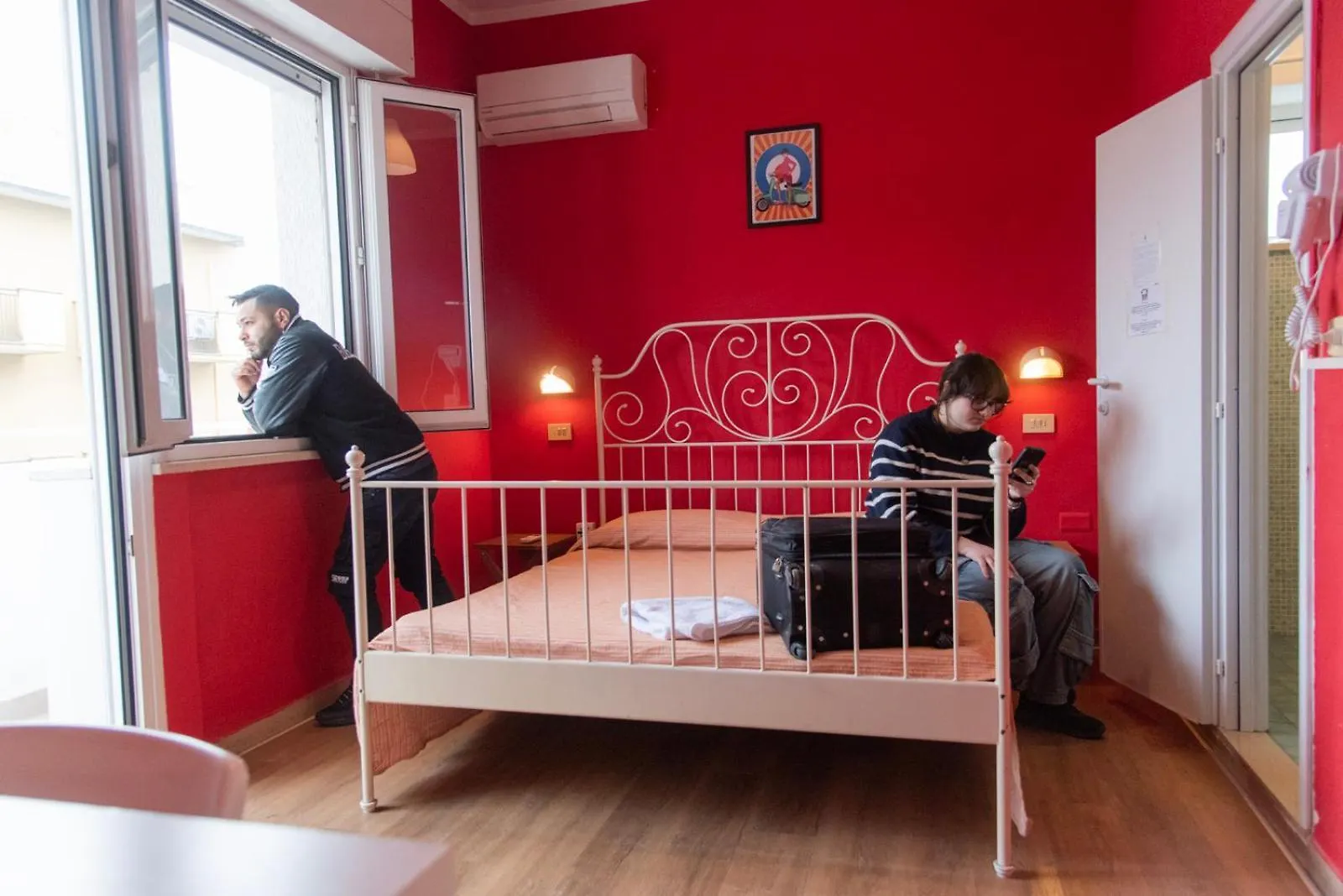 Sunflower Beach Backpacker Hostel & Bar Rimini